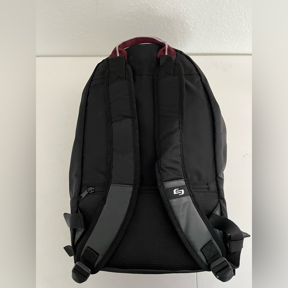 Backpack - Picture 6 of 8